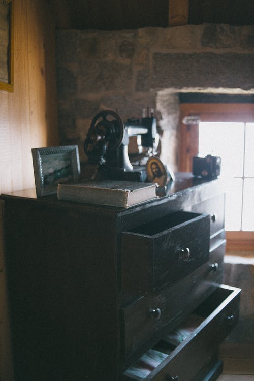 有关内部, 垂直拍摄, 抽屉的免费素材图片