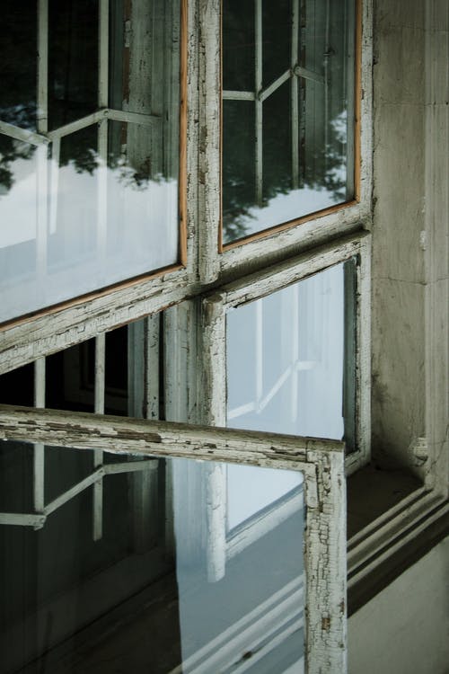 有关垂直拍摄, 失修, 失修的的免费素材图片