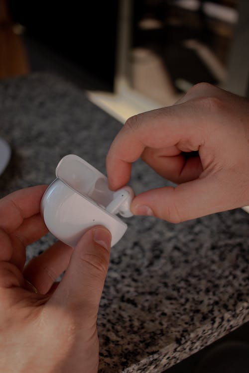 有关垂直拍摄, 手, 技术的免费素材图片