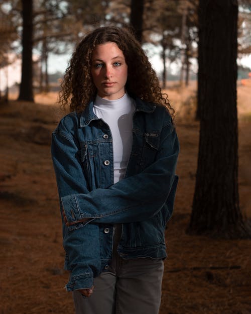 有关垂直拍摄, 女人, 户外的免费素材图片