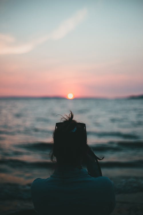 有关垂直拍摄, 後视图, 户外的免费素材图片