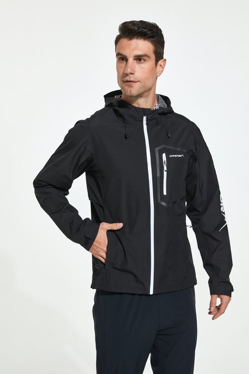 有关人, 垂直拍摄, 工作室拍摄的免费素材图片