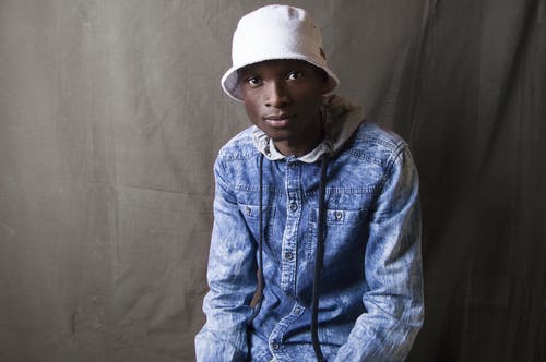 有关休闲装, 工作室拍摄, 年轻的免费素材图片