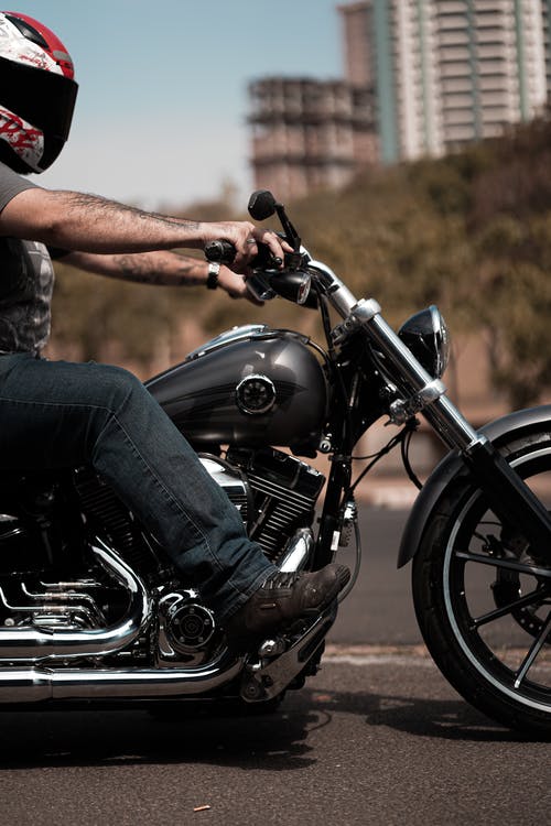 有关交通系统, 人, 垂直拍摄的免费素材图片