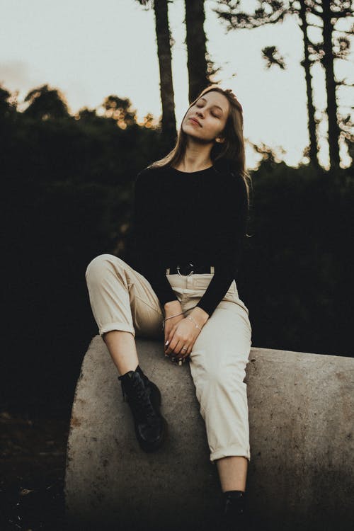 有关人, 光鲜亮丽, 咖啡色头发的女人的免费素材图片