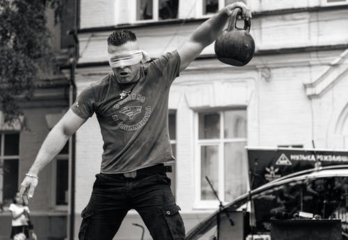 有关健身, 健身器材, 壶铃的免费素材图片