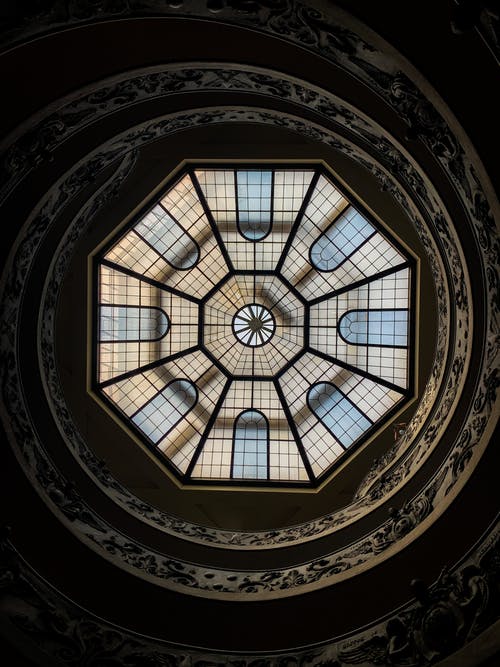 有关低角度拍摄, 光, 圆形的免费素材图片