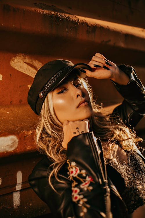 有关人, 垂直拍摄, 女人的免费素材图片