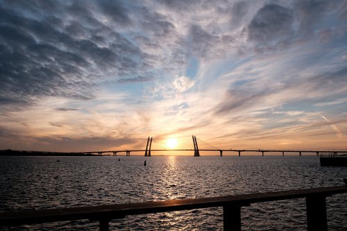 有关吊桥, 基础设施, 天空的免费素材图片