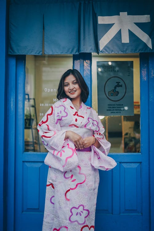 有关和服, 垂直拍摄, 女人的免费素材图片