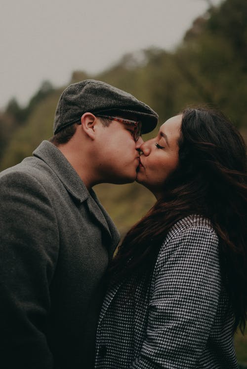 有关一对, 一起, 下落的免费素材图片