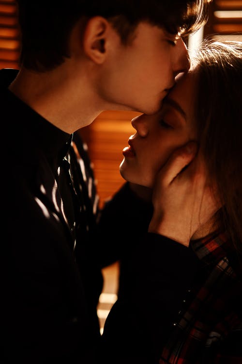 有关一对, 前额, 喜怒无常的免费素材图片