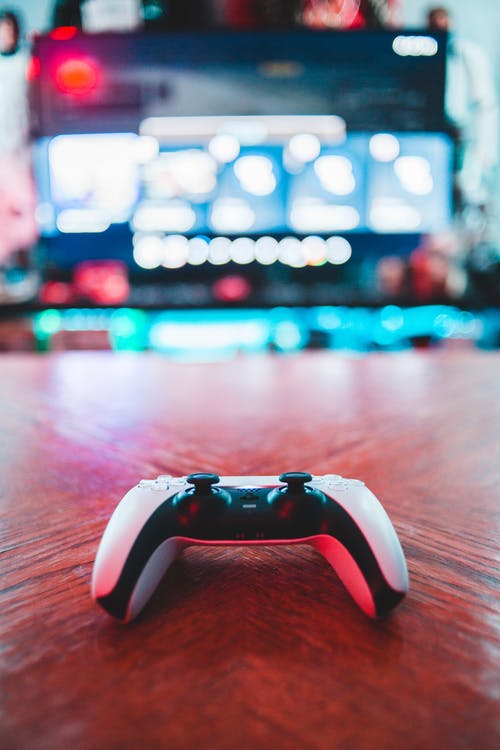 有关3C用品, 垂直拍摄, 特写的免费素材图片