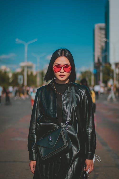 有关光鲜亮丽, 墨镜, 多色的的免费素材图片