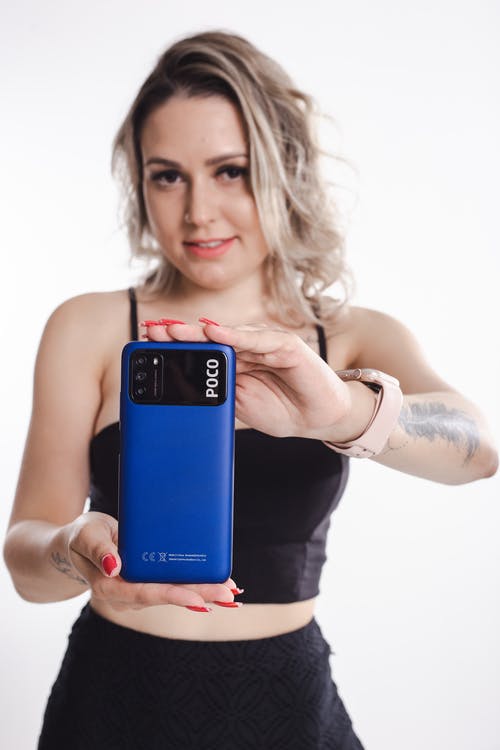 有关垂直拍摄, 女人, 室内的免费素材图片