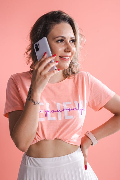 有关垂直拍摄, 女人, 室内的免费素材图片