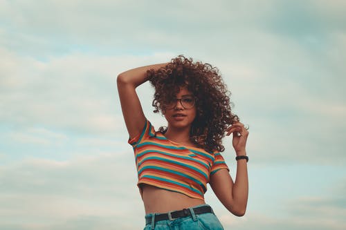 有关中空装, 人, 女人的免费素材图片