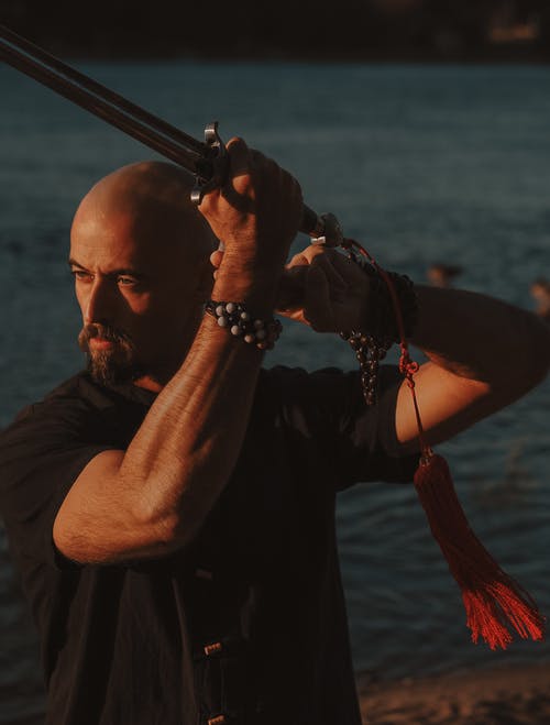 有关剑客, 单色, 武术家的免费素材图片