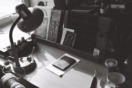 有关单色, 工作区, 书桌的免费素材图片