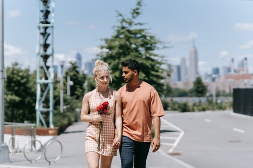 有关t恤, 一对, 人的免费素材图片