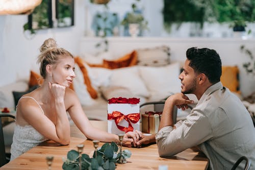 有关一起, 专注于前景, 人的免费素材图片