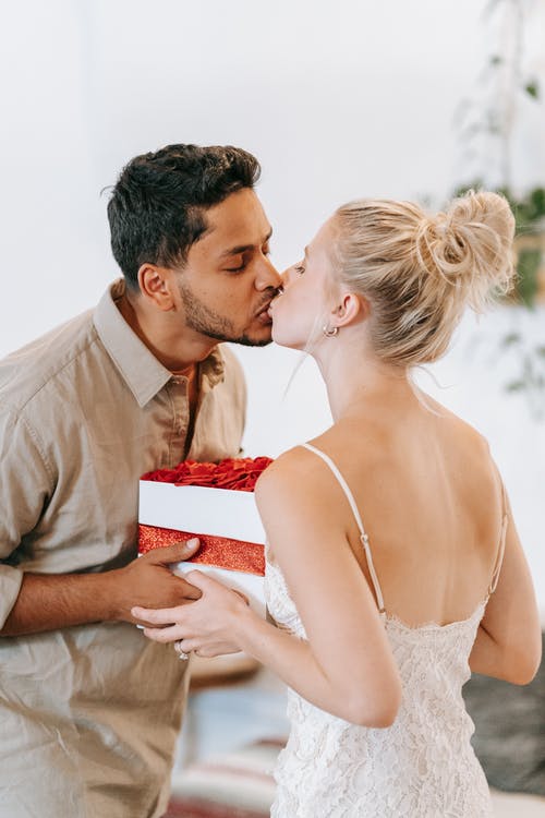 有关一对, 人, 侧面图的免费素材图片