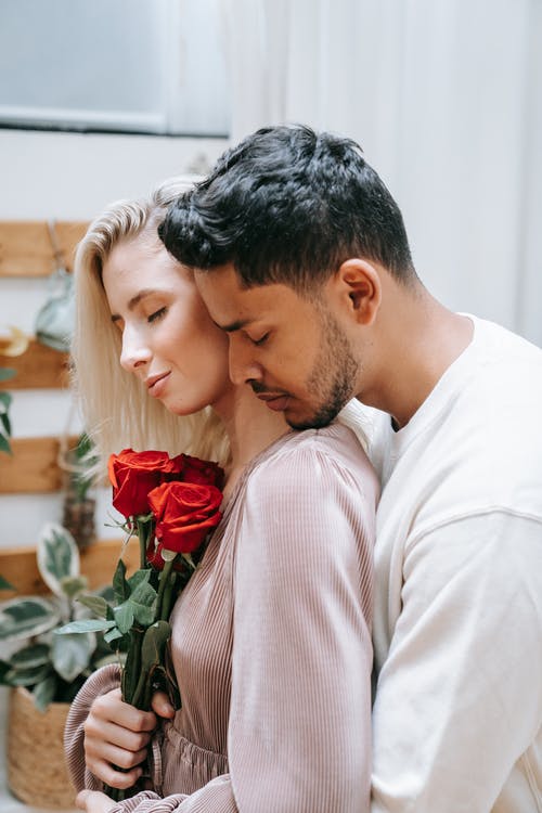 有关一对, 人, 侧面图的免费素材图片