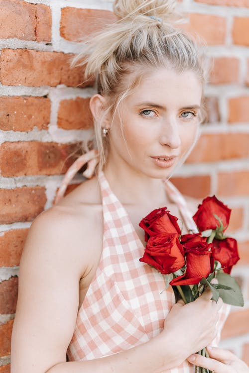 有关垂直拍摄, 女人, 成人的免费素材图片