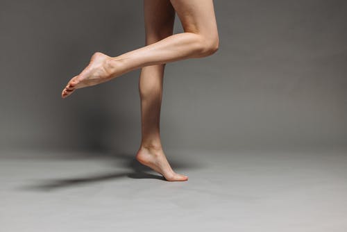 有关尺, 弯曲, 腿的免费素材图片