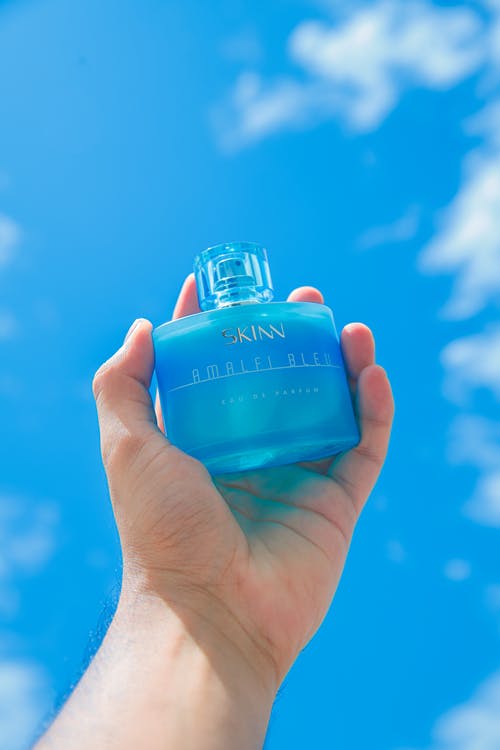 有关产品摄影, 低角度拍摄, 垂直拍摄的免费素材图片