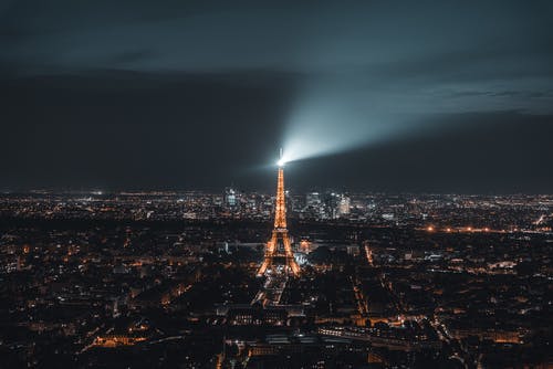 有关在晚上, 地标, 城市的免费素材图片