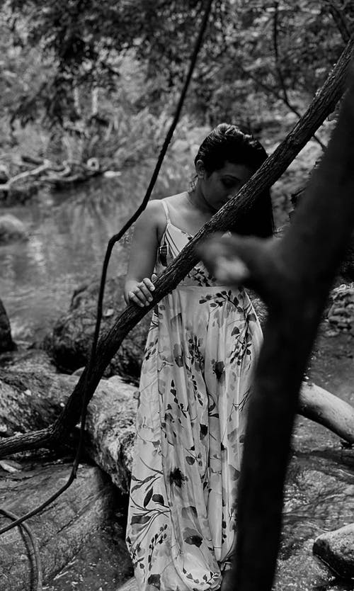 有关垂直拍摄, 女人, 户外的免费素材图片