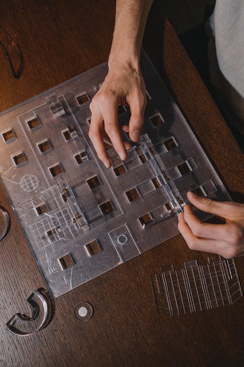 有关人的手, 天, 室内的免费素材图片