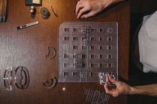 有关人, 人的手, 光的免费素材图片