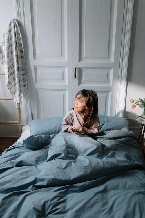 有关侏儒症, 垂直拍摄, 女人的免费素材图片