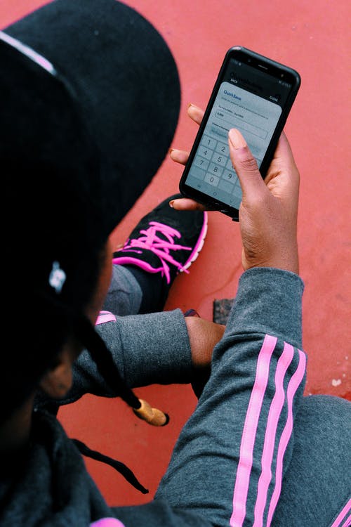 有关3C用品, 垂直拍摄, 智慧手機的免费素材图片