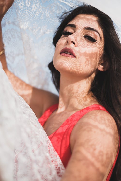 有关垂直拍摄, 女人, 有吸引力的免费素材图片