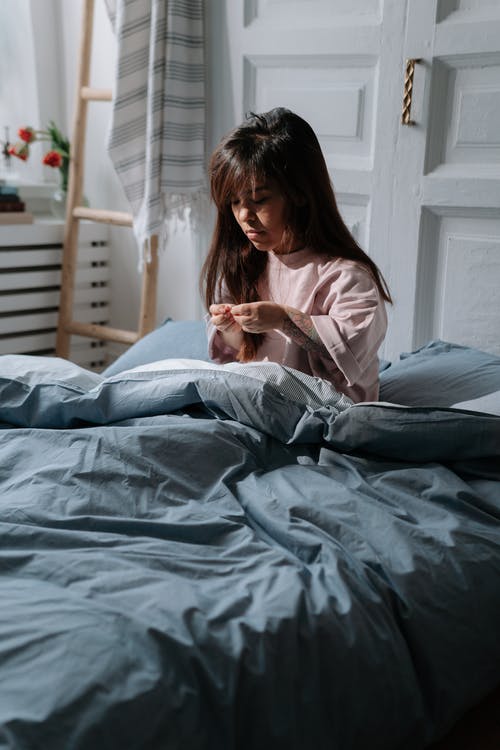 有关侏儒症, 坐, 垂直拍摄的免费素材图片