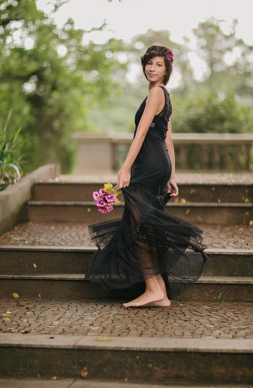 有关人, 侧面图, 垂直拍摄的免费素材图片