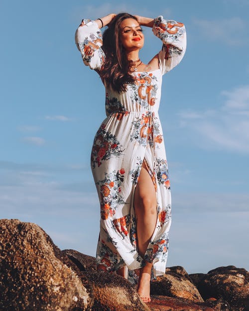 有关人, 垂直拍摄, 女人的免费素材图片