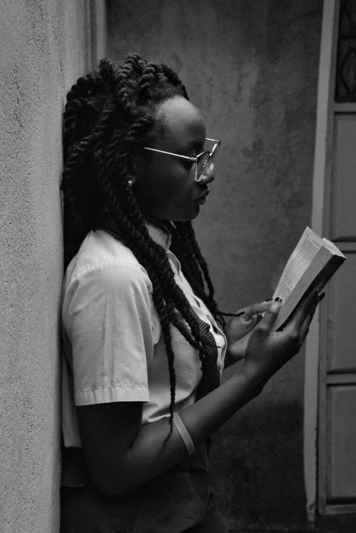 有关侧面图, 单色, 垂直拍摄的免费素材图片