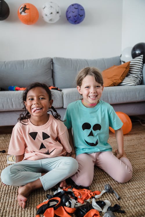 有关儿童, 友谊, 喜悦的免费素材图片