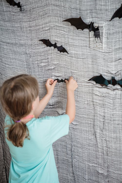 有关t恤, 举起手臂, 儿童的免费素材图片