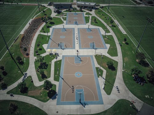 有关操场, 无人机摄影, 无人空拍机的免费素材图片