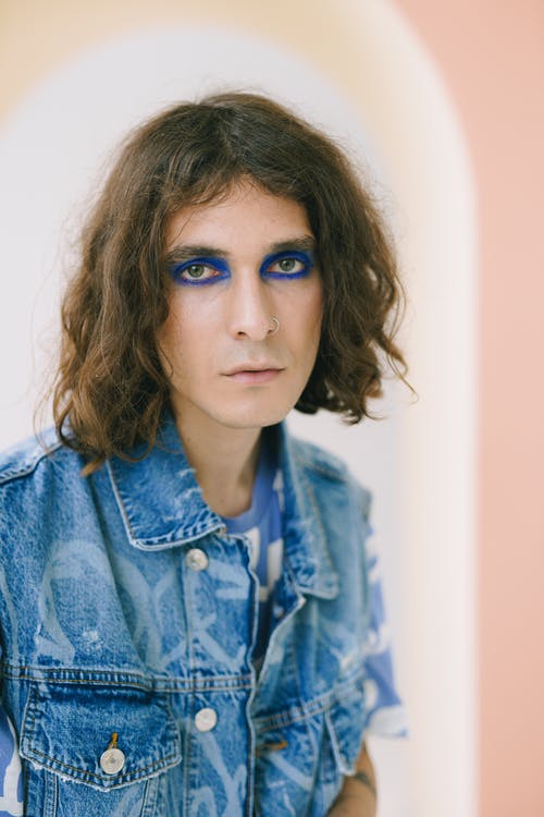 有关人, 化妆品, 夹克的免费素材图片