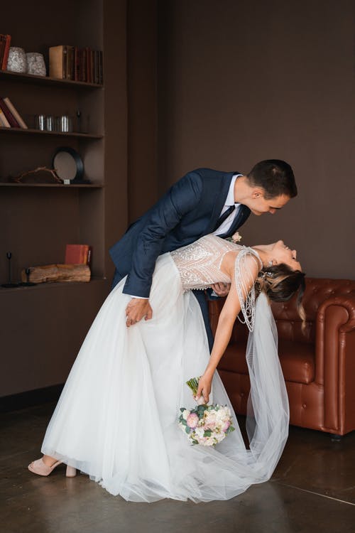 有关一对, 人, 垂直拍摄的免费素材图片