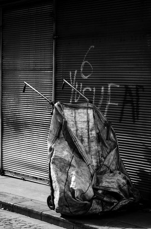 有关人行道, 涂鸦, 外墙的免费素材图片