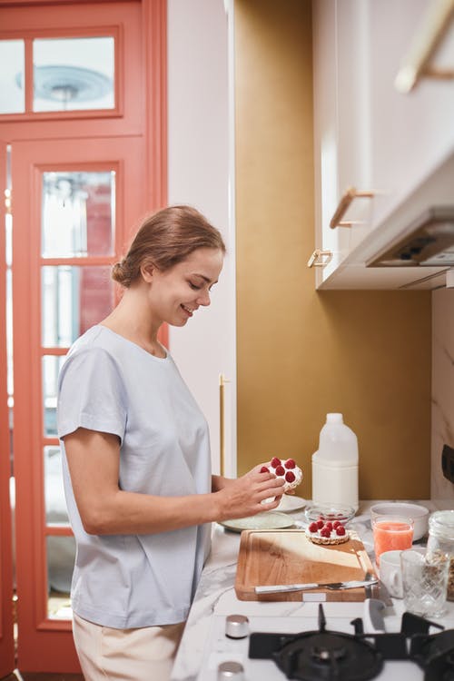 有关健康食品, 垂直拍摄, 女人的免费素材图片