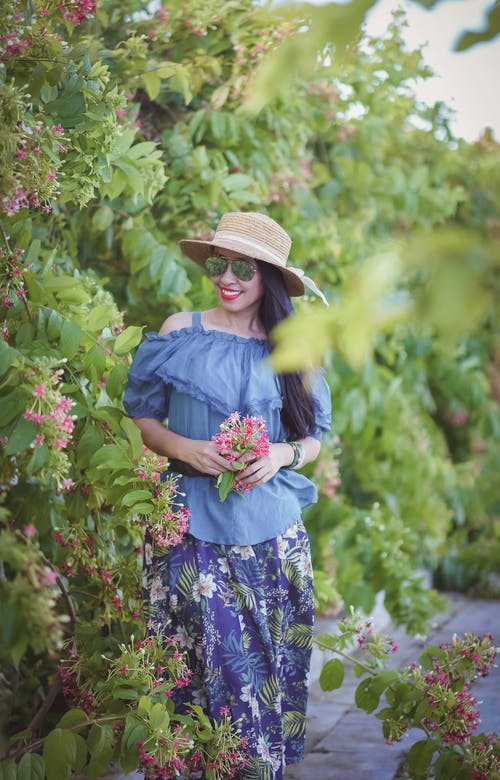 有关垂直拍摄, 夏天, 太阳帽的免费素材图片