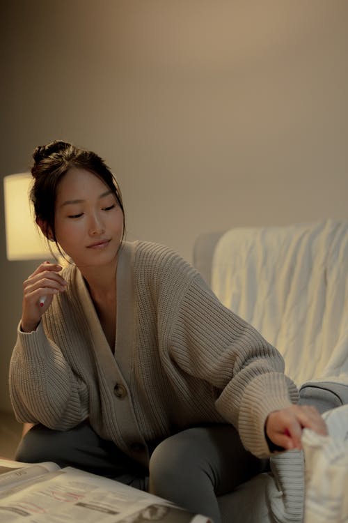 有关Copyspace, 单人沙发, 坐的免费素材图片